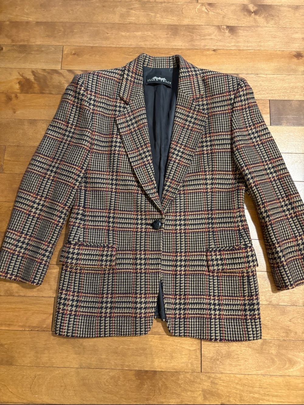 Vintage Wool Cashmere Plaid Single-Button Blazer in Brown, Black & Red
